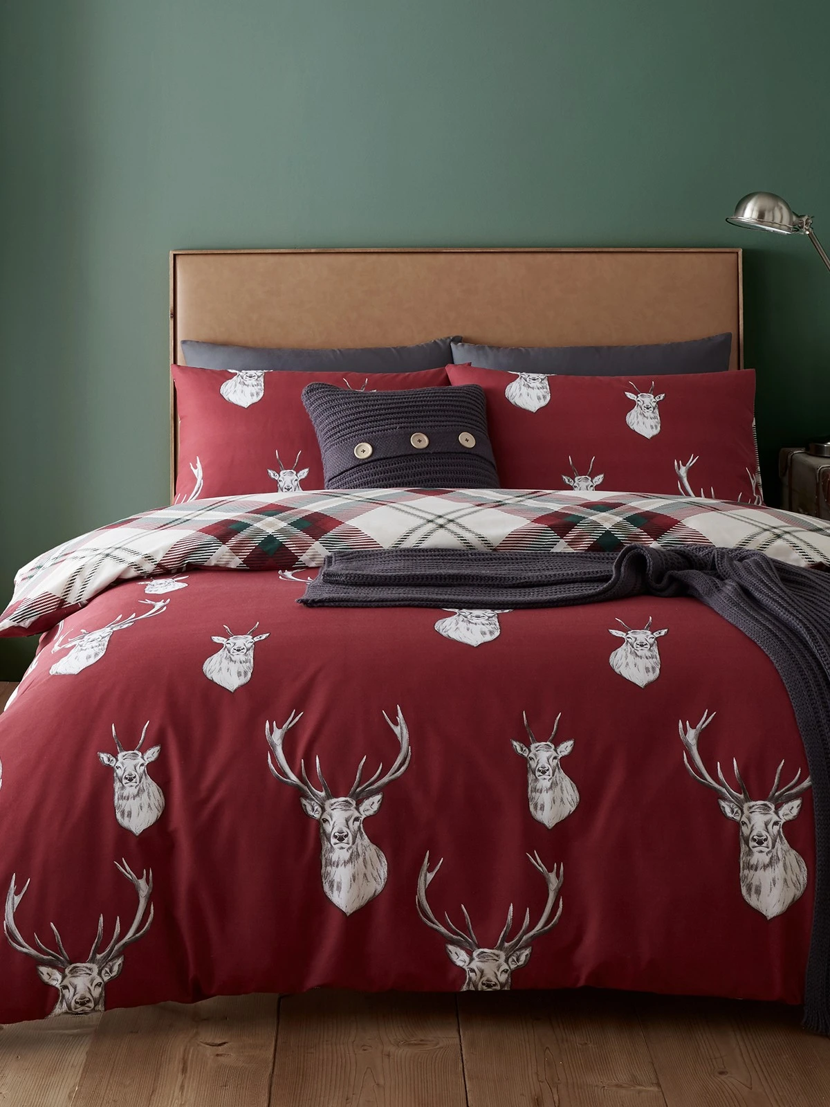 Catherine Lansfield Munro Stag Check Easy Care Duvet Set Red 3 Catherine Lansfield Munro Stag Check Easy Care Duvet Set Red