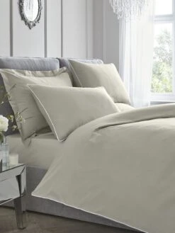 Appletree Plain Dye Duvet Cover Set