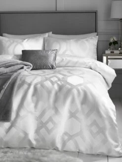 By Caprice Home Harlow - Geo Metallic Duvet Cover Set Ivory