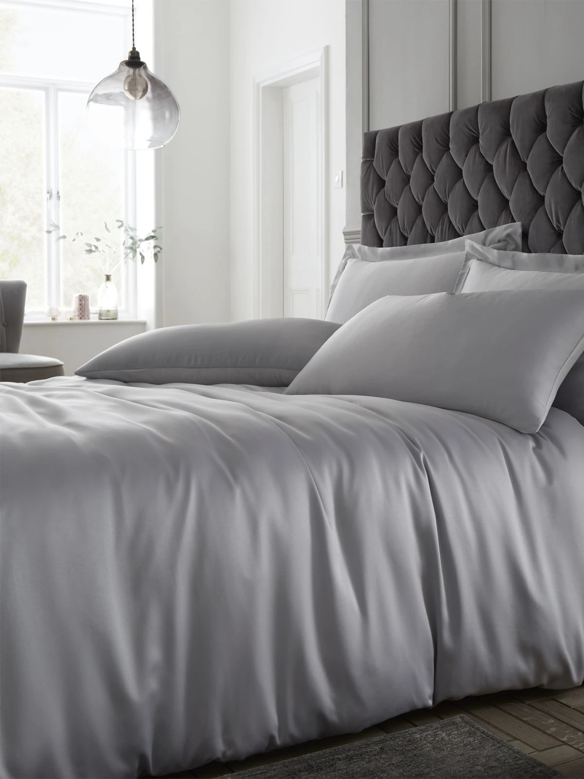 Catherine Lansfield Bedding Silky Soft Satin Grey Duvet Cover Set 3 Catherine Lansfield Bedding Silky Soft Satin Grey Duvet Cover Set