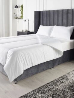 EMBOSSED STRIPE 10.5TOG DUVET