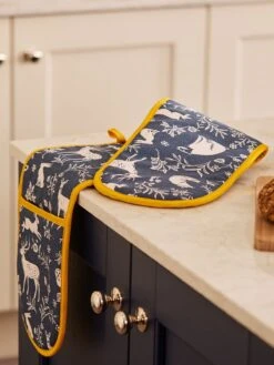 Forest Friends Double Oven Glove