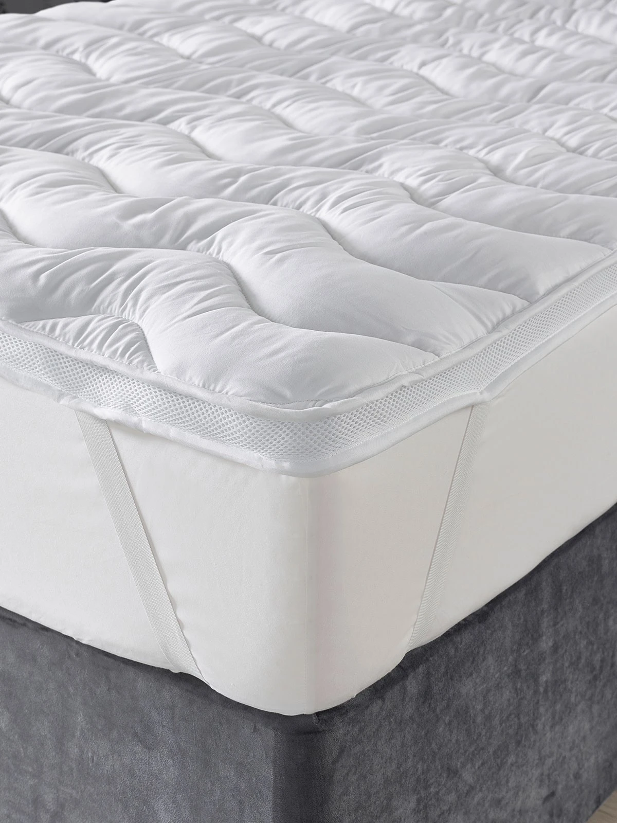 Downland Air-Flow Mattress Topper 3 Downland Air-Flow Mattress Topper